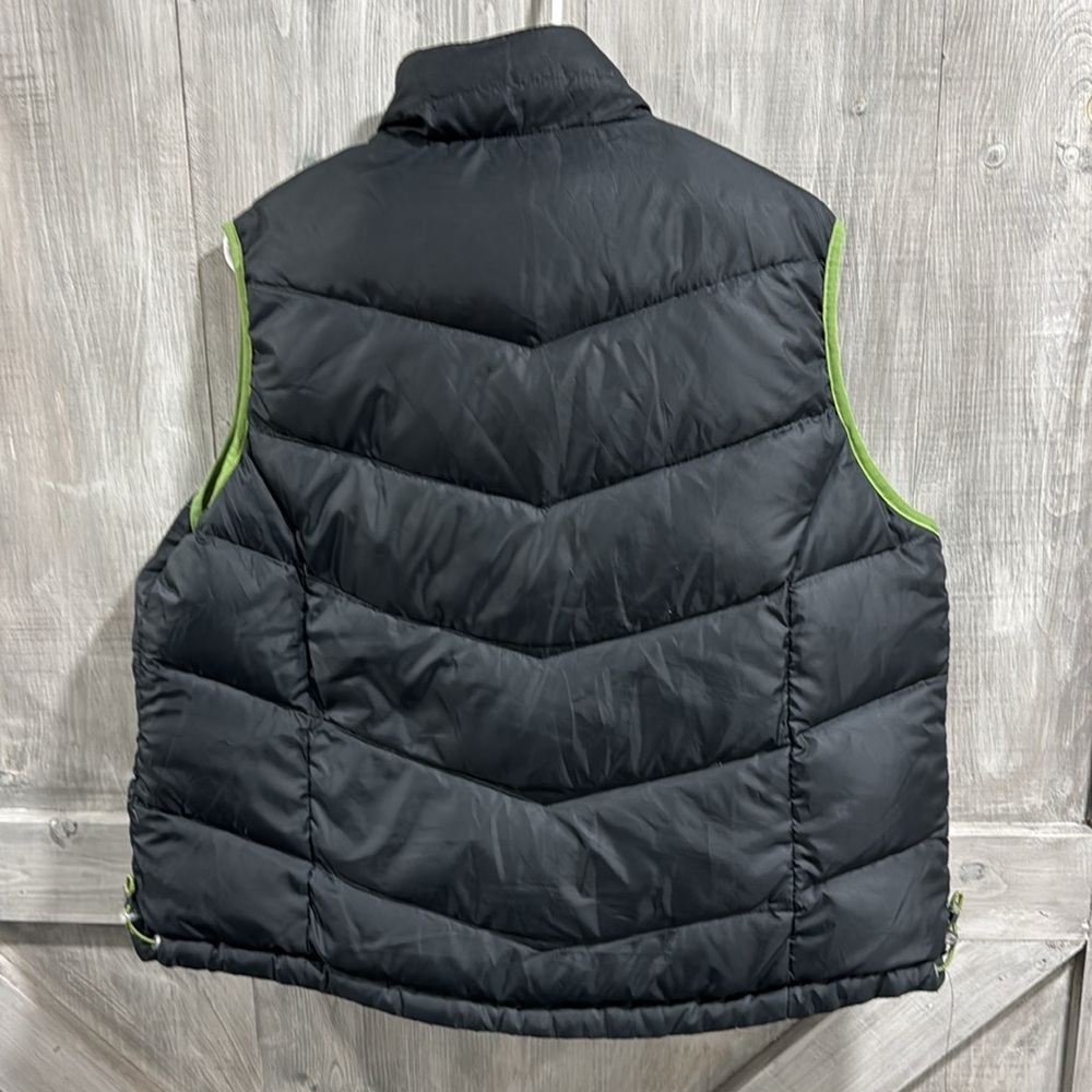 L L Bean women’s L down reversible green gray puffer vest. J1 - Picture 4 of 7